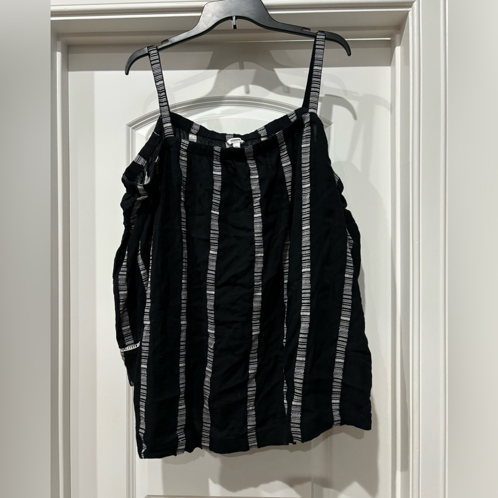 Sonoma Cold Shoulder Top 2x